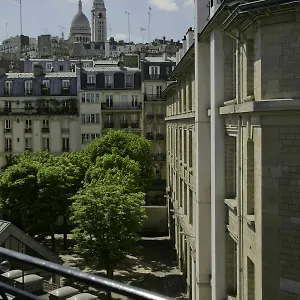  Ostello Le Montclair Montmartre By River
