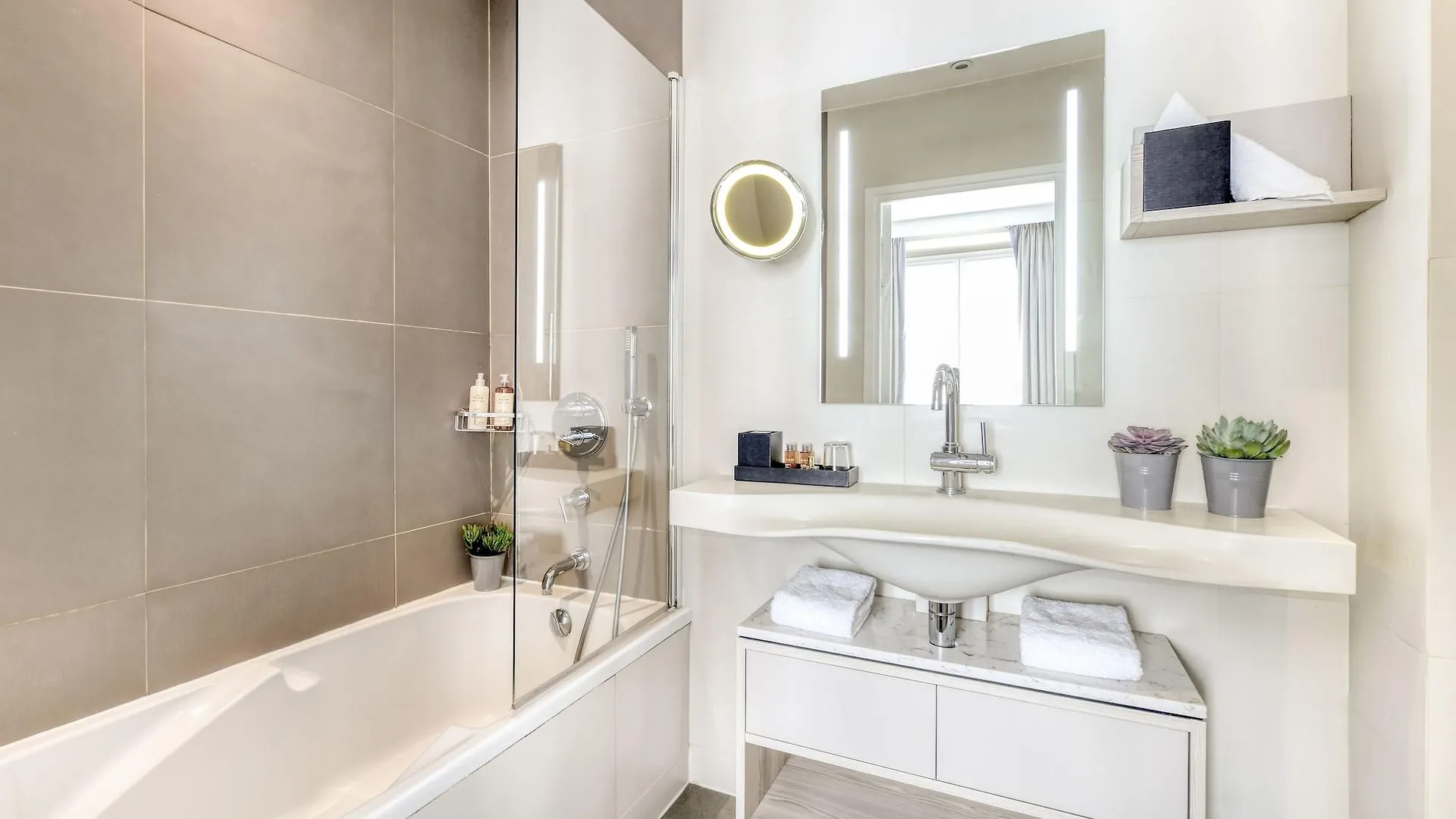 ****  Hotel Opera Opal Paris France